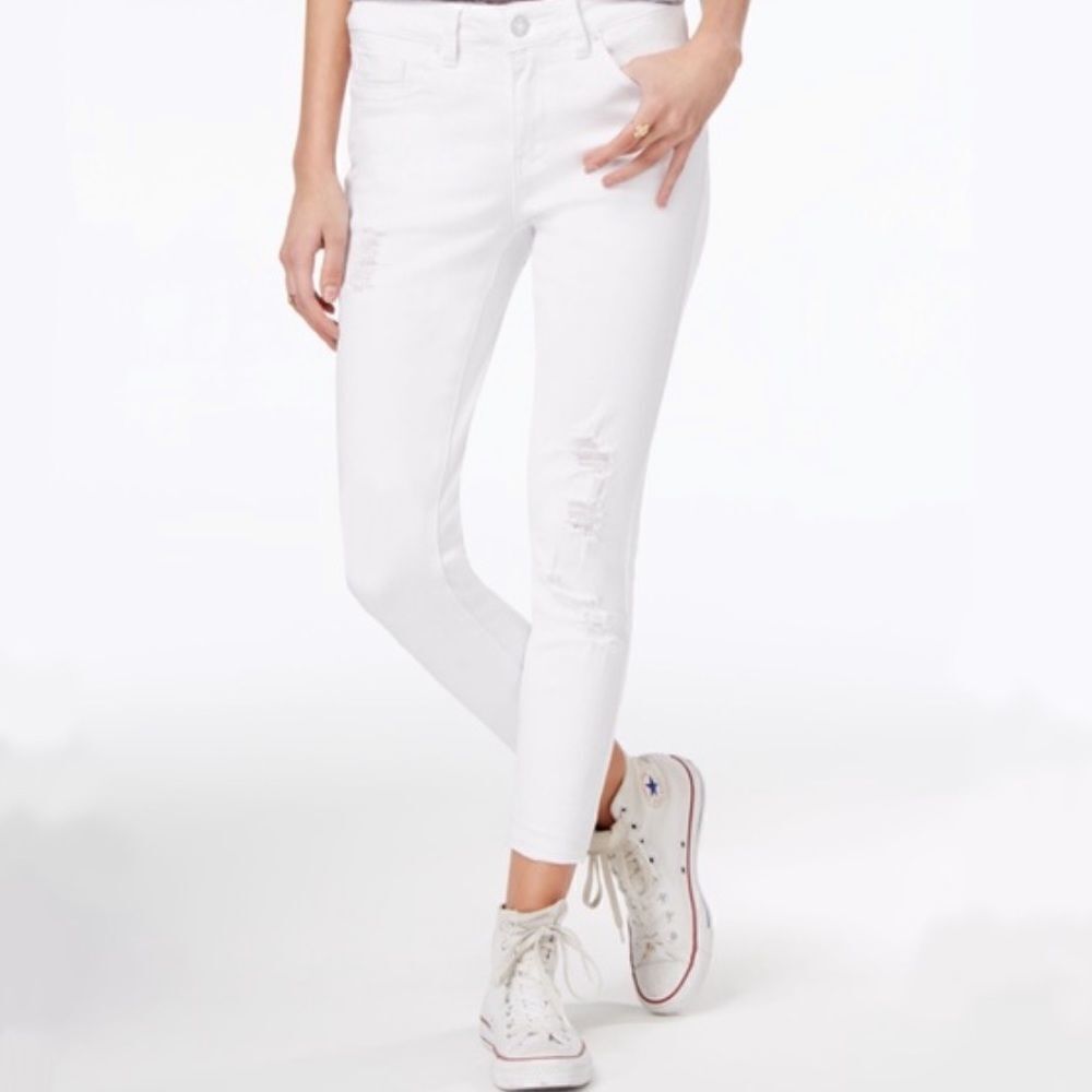 ✨ Indigo Rein White Destroyed Skinny Jeans✨
